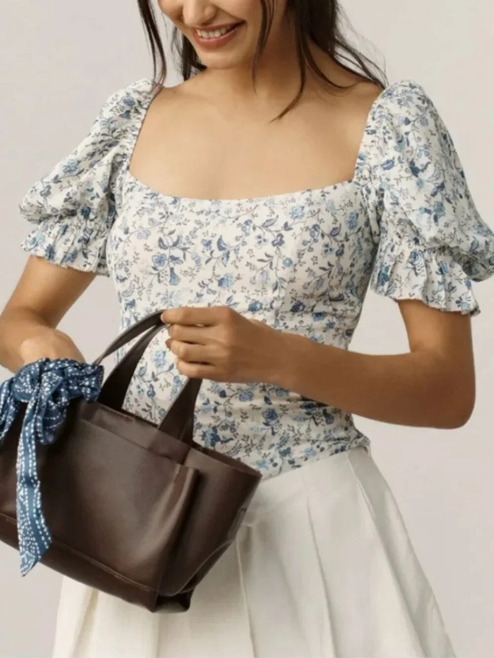 Reformation Marin Top Sz2 Nile Blue Ivory Floral French Blouse